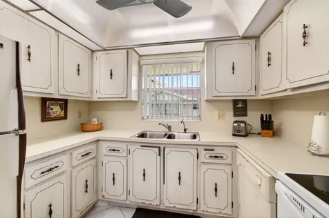 14290 Nesting Way Delray Beach FL 33484
