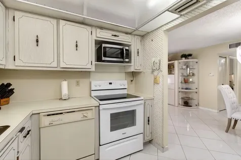 14290 Nesting Way Delray Beach FL 33484