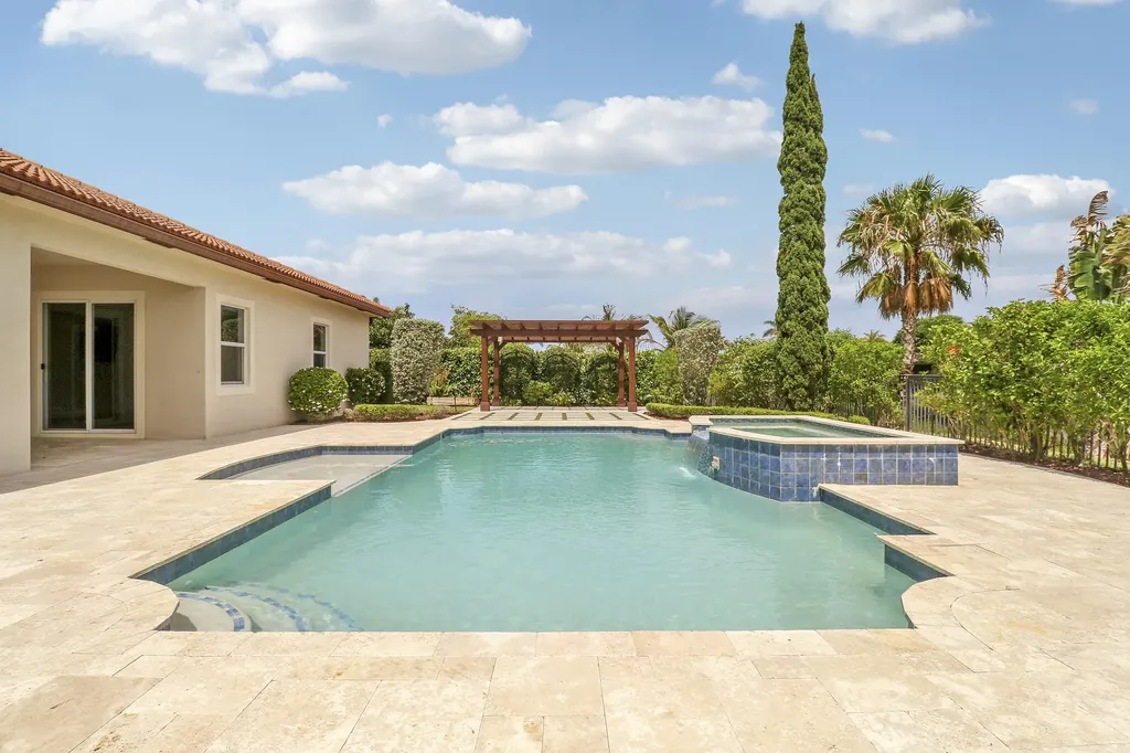 119 Steeple Circle Jupiter FL 33458