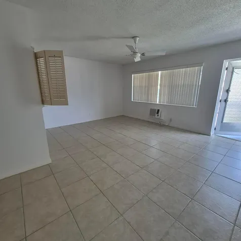 293 Sheffield L West Palm Beach FL 33417
