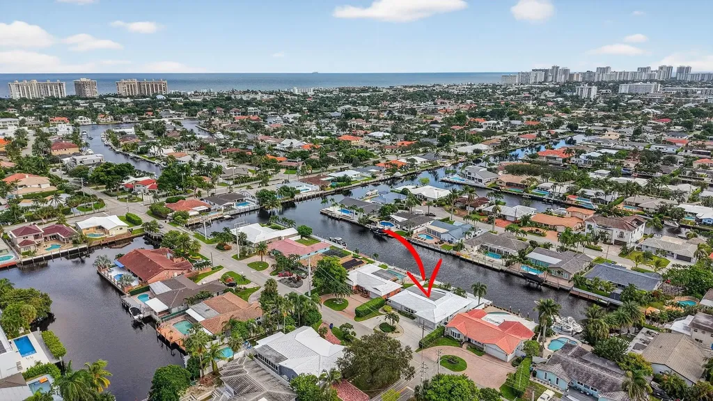 2720 NE 59th Street Fort Lauderdale FL 33308