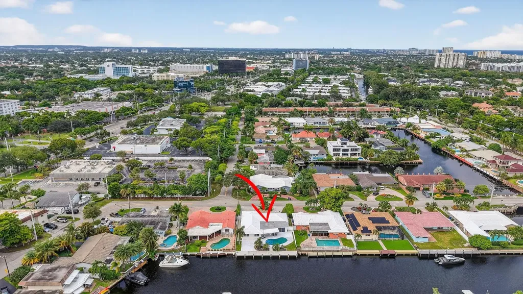2720 NE 59th Street Fort Lauderdale FL 33308