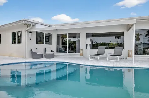 2720 NE 59th Street Fort Lauderdale FL 33308