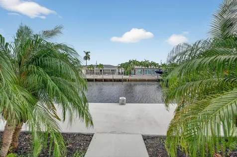2720 NE 59th Street Fort Lauderdale FL 33308