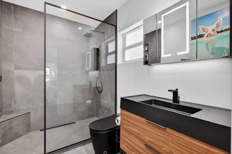 2720 NE 59th Street Fort Lauderdale FL 33308