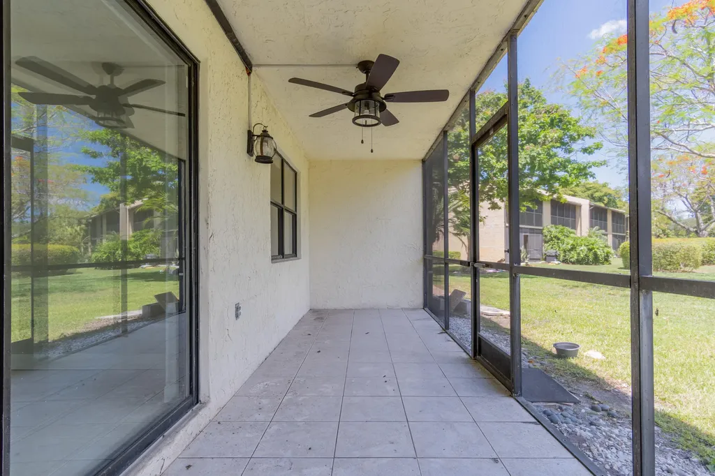 1272 S Military Trail Deerfield Beach FL 33442