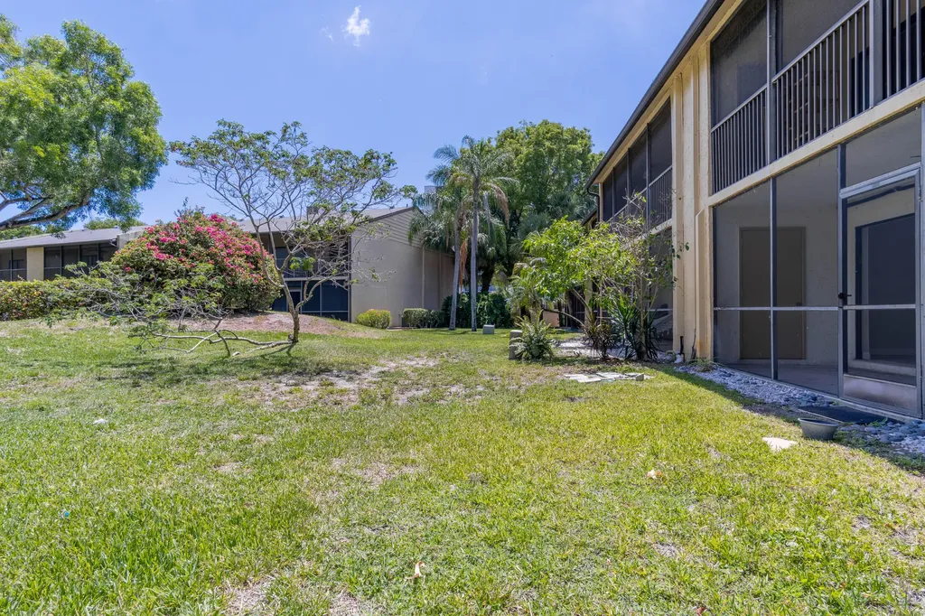 1272 S Military Trail Deerfield Beach FL 33442