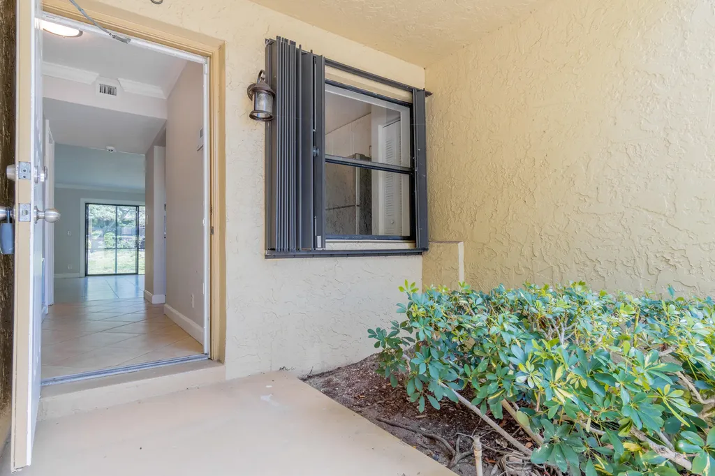 1272 S Military Trail Deerfield Beach FL 33442