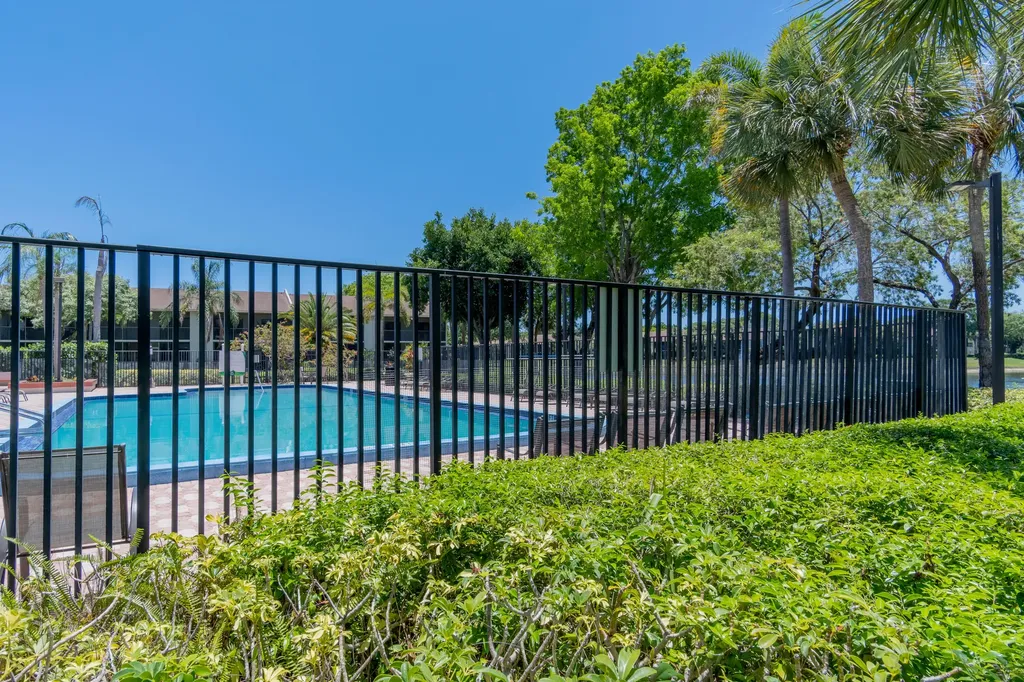1272 S Military Trail Deerfield Beach FL 33442