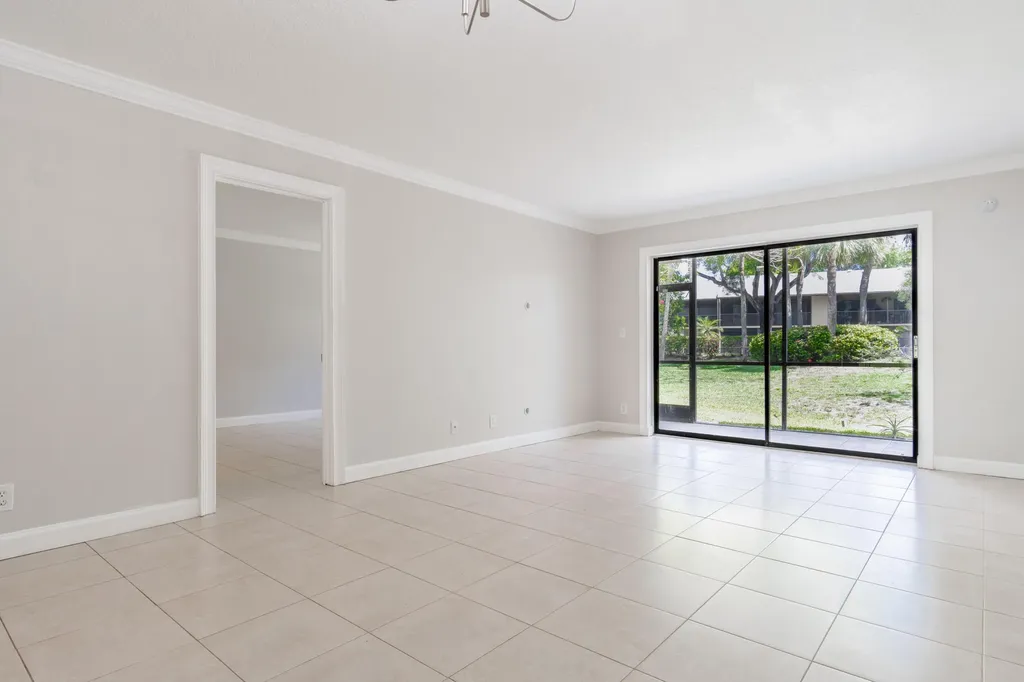 1272 S Military Trail Deerfield Beach FL 33442