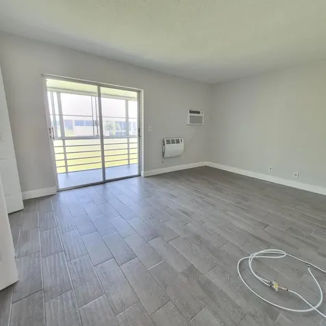 10 Hastings A West Palm Beach FL 33417