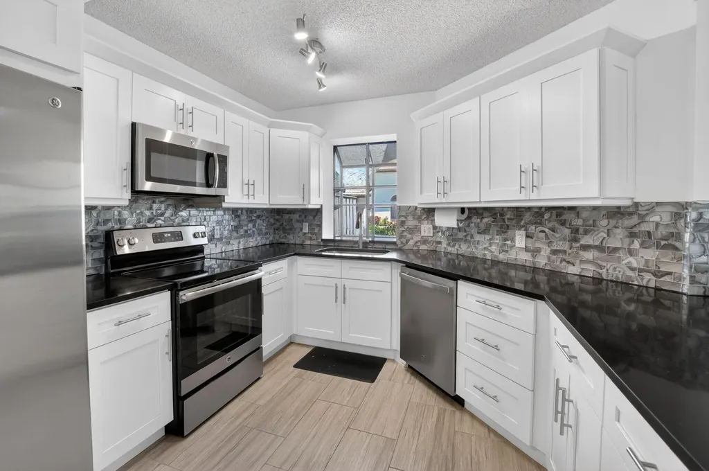 5259 Europa Drive Boynton Beach FL 33437