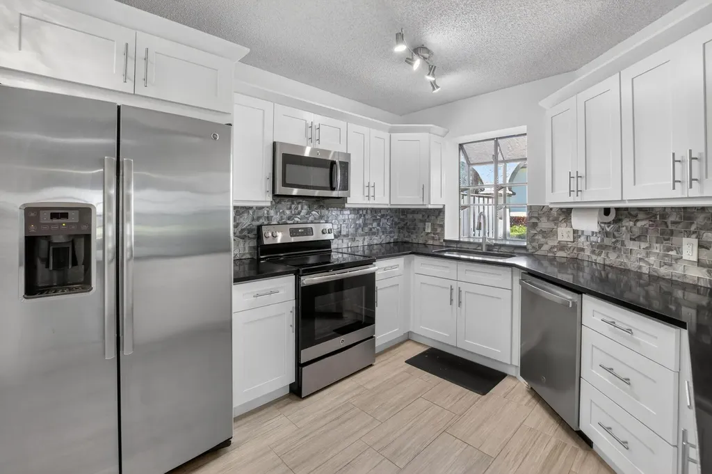 5259 Europa Drive Boynton Beach FL 33437