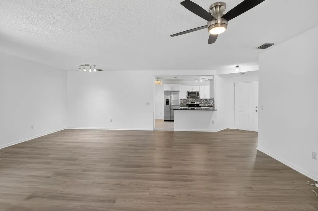 5259 Europa Drive Boynton Beach FL 33437