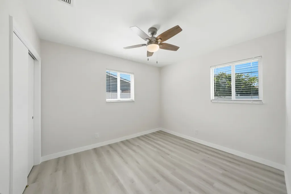 6 SE 14th Court Deerfield Beach FL 33441