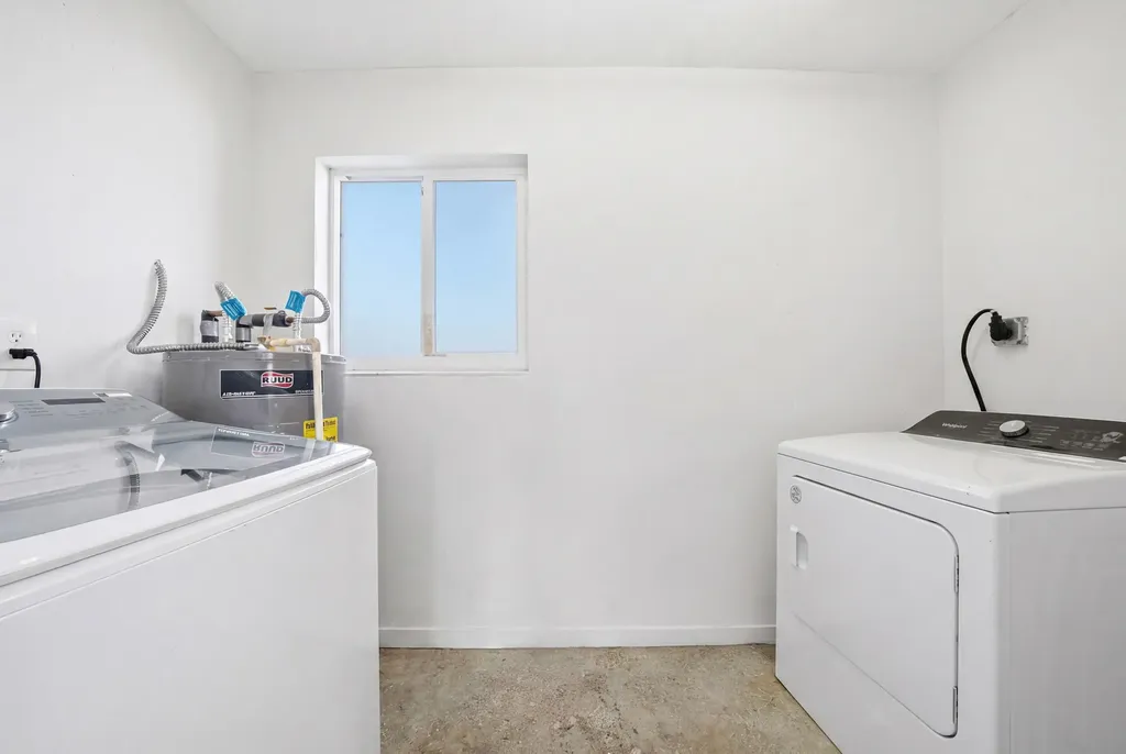 6 SE 14th Court Deerfield Beach FL 33441