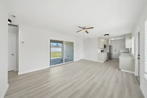 6 SE 14th Court Deerfield Beach FL 33441