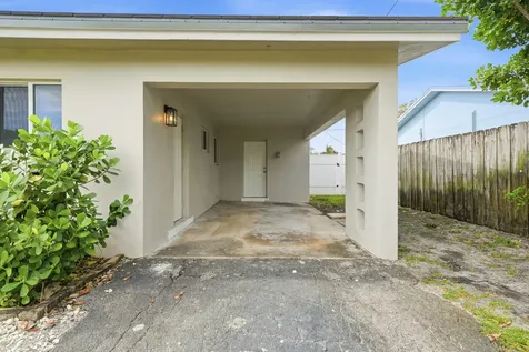 6 SE 14th Court Deerfield Beach FL 33441