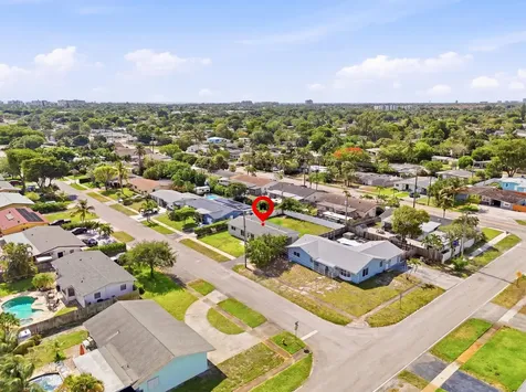 6 SE 14th Court Deerfield Beach FL 33441