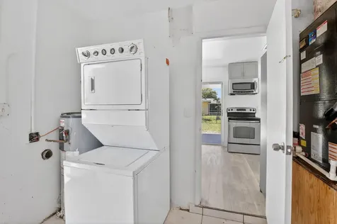 5804 NW 14th Street Sunrise FL 33313