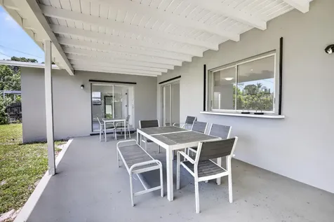 5804 NW 14th Street Sunrise FL 33313
