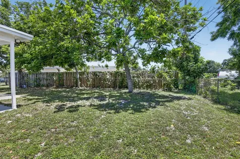 5804 NW 14th Street Sunrise FL 33313