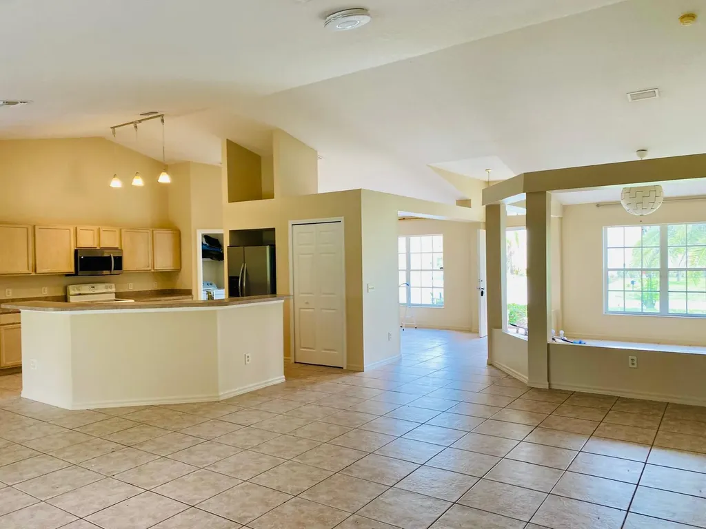 5952 NW Baynard Drive Port St Lucie FL 34986