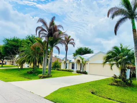 5952 NW Baynard Drive Port St Lucie FL 34986
