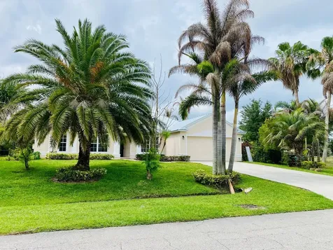 5952 NW Baynard Drive Port St Lucie FL 34986