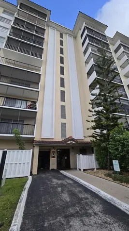 4164 Inverrary Drive Lauderhill FL 33319