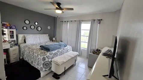4164 Inverrary Drive Lauderhill FL 33319
