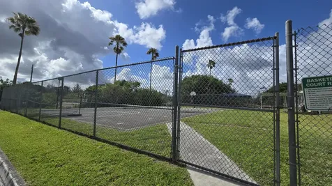 4164 Inverrary Drive Lauderhill FL 33319