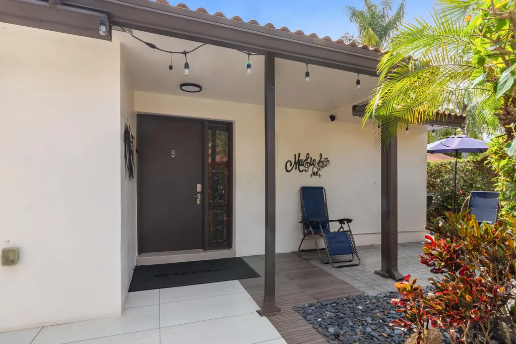 7003 Marlberry Lane Tamarac FL 33321
