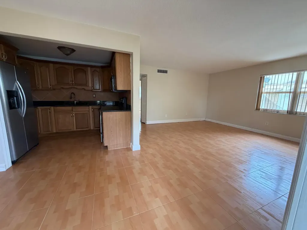 3660 SW 60th Avenue Davie FL 33314