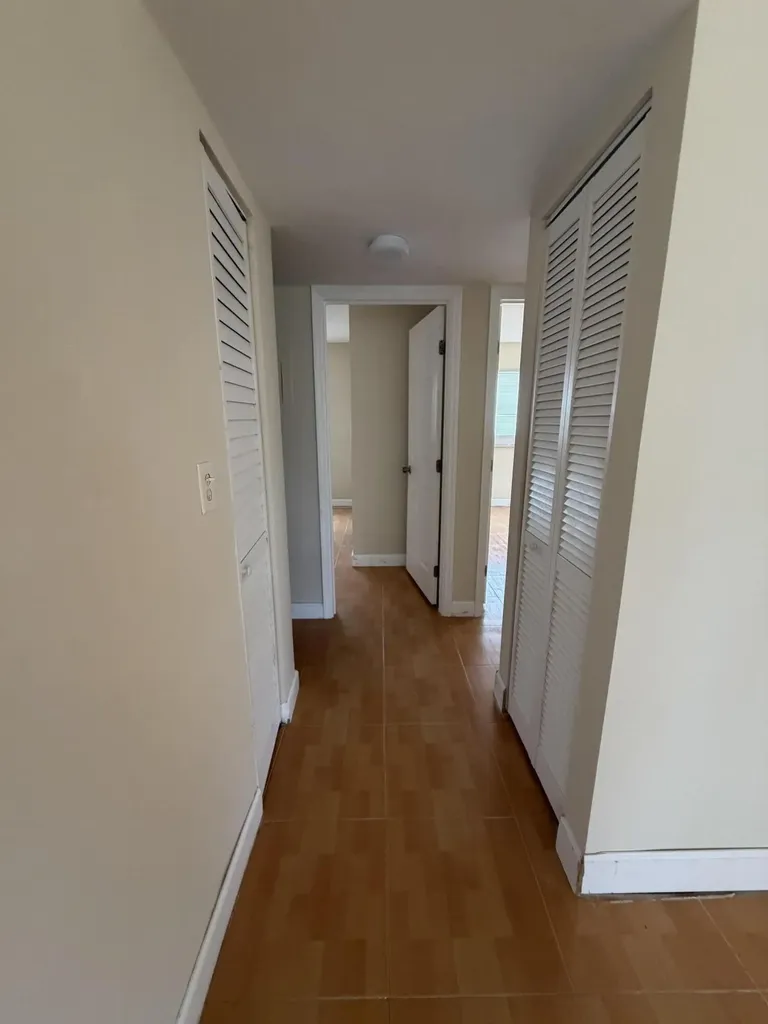 3660 SW 60th Avenue Davie FL 33314