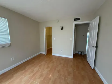 3660 SW 60th Avenue Davie FL 33314