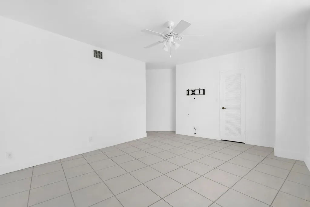 3725 S Ocean Drive Hollywood FL 33019