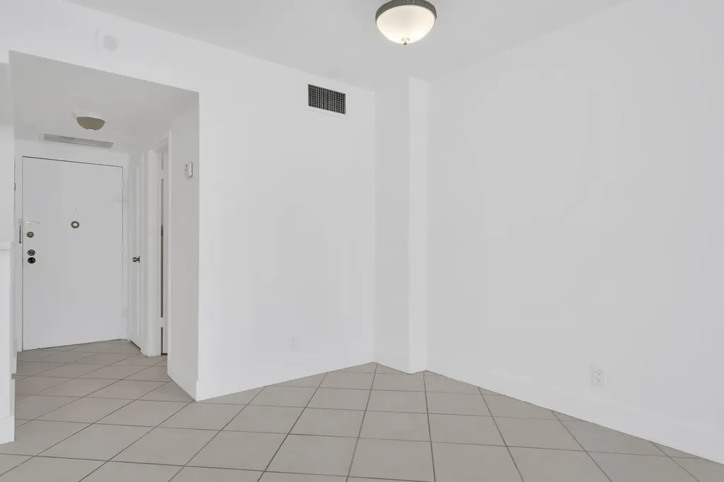3725 S Ocean Drive Hollywood FL 33019