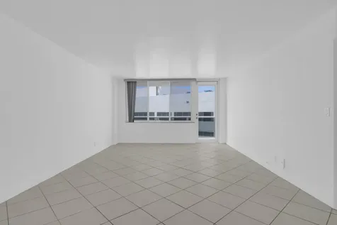 3725 S Ocean Drive Hollywood FL 33019