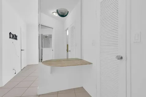 3725 S Ocean Drive Hollywood FL 33019