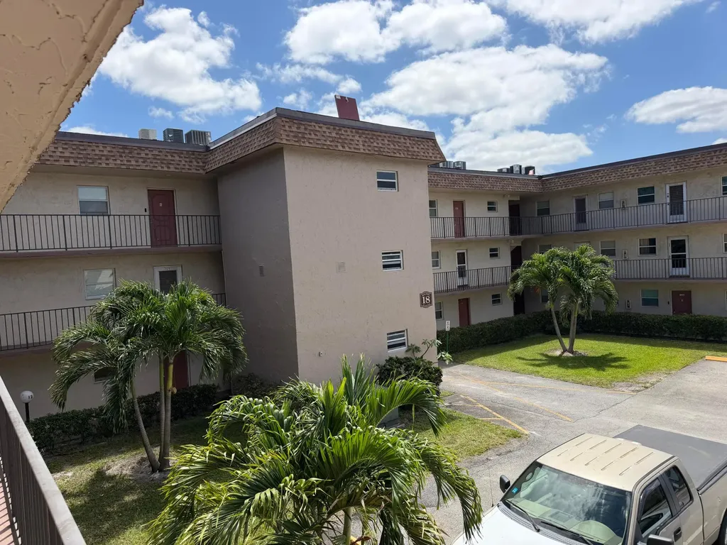 709 Lori Drive Palm Springs FL 33461