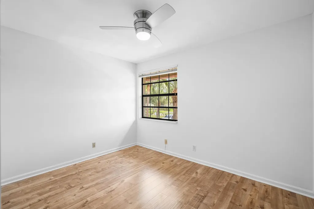 206 Congressional Way Deerfield Beach FL 33442