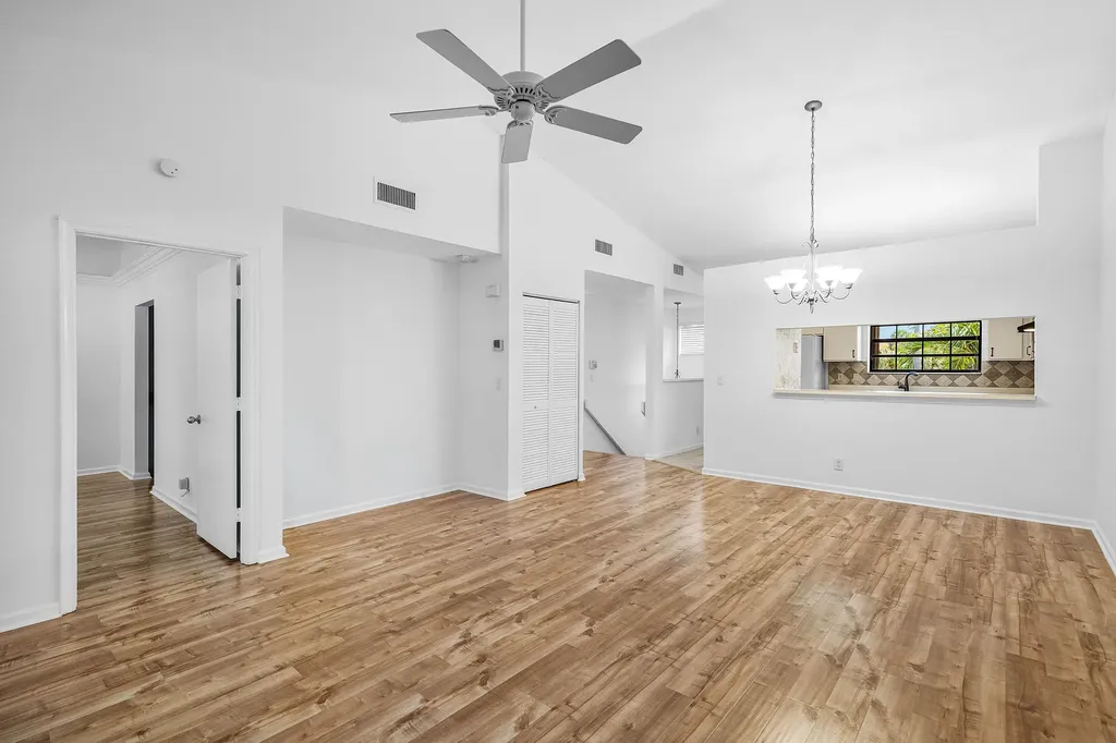 206 Congressional Way Deerfield Beach FL 33442