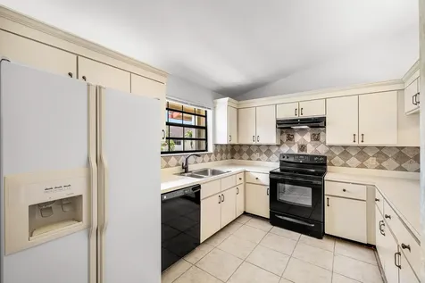 206 Congressional Way Deerfield Beach FL 33442