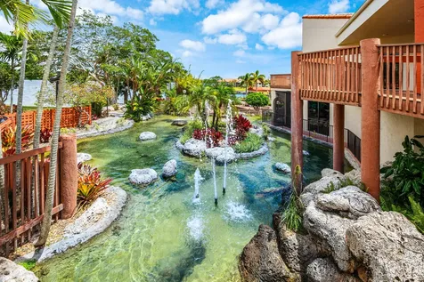 206 Congressional Way Deerfield Beach FL 33442