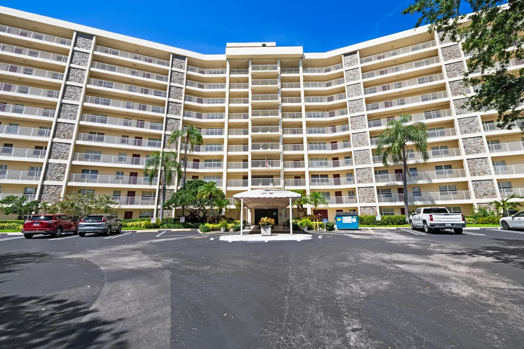 3095 N Course Drive Pompano Beach FL 33069