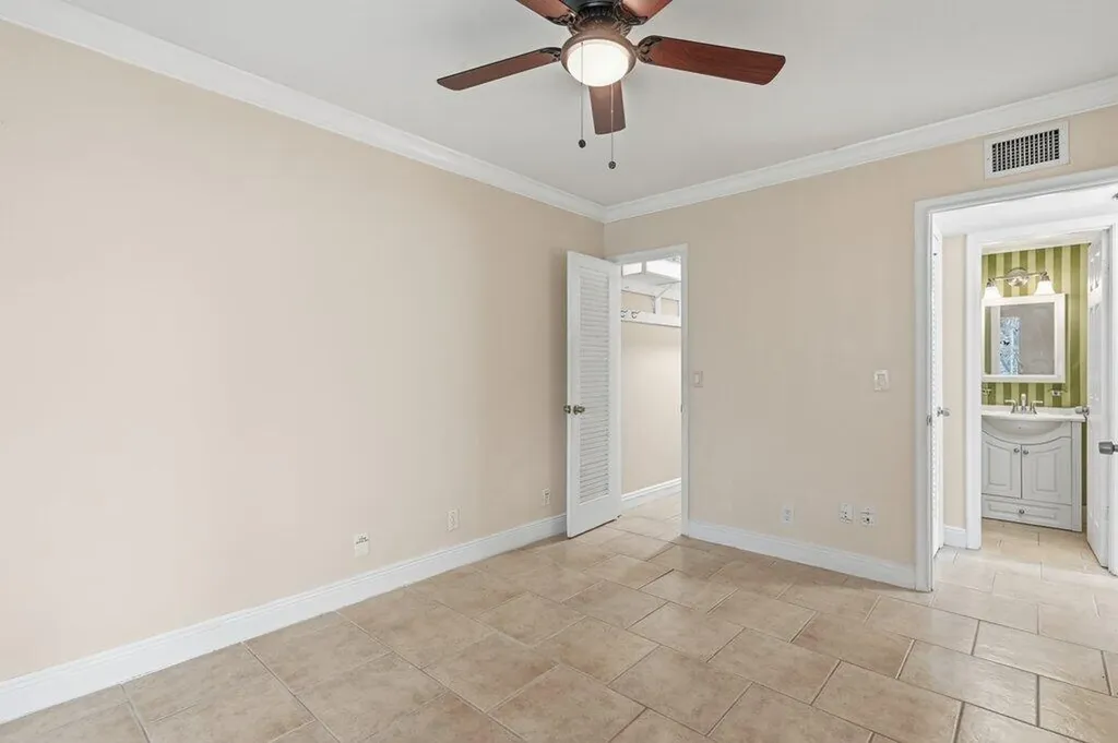 253 Coventry K West Palm Beach FL 33417