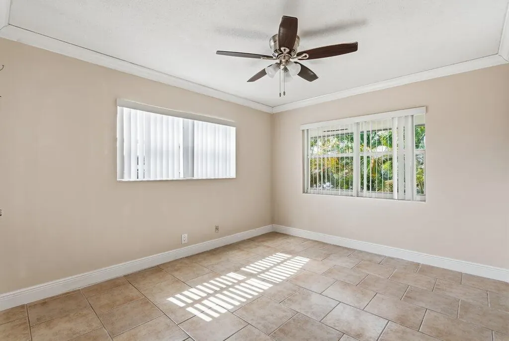 253 Coventry K West Palm Beach FL 33417
