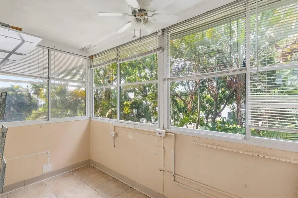 253 Coventry K West Palm Beach FL 33417