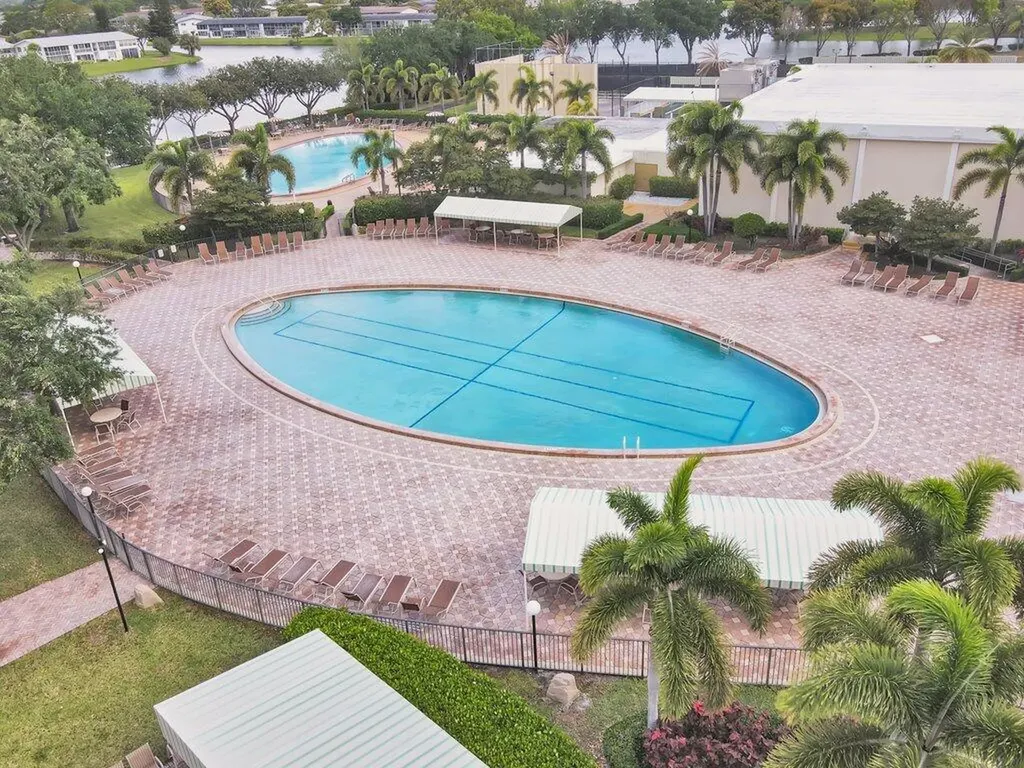 253 Coventry K West Palm Beach FL 33417